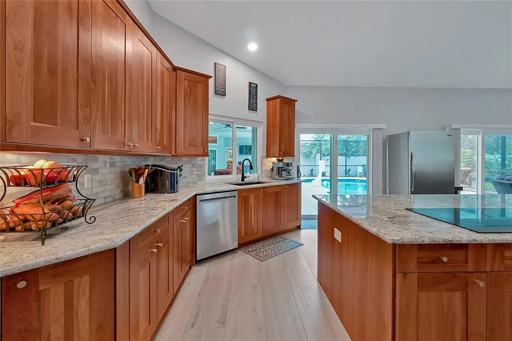 7705 Apple Tree Circle Orlando FL 32819