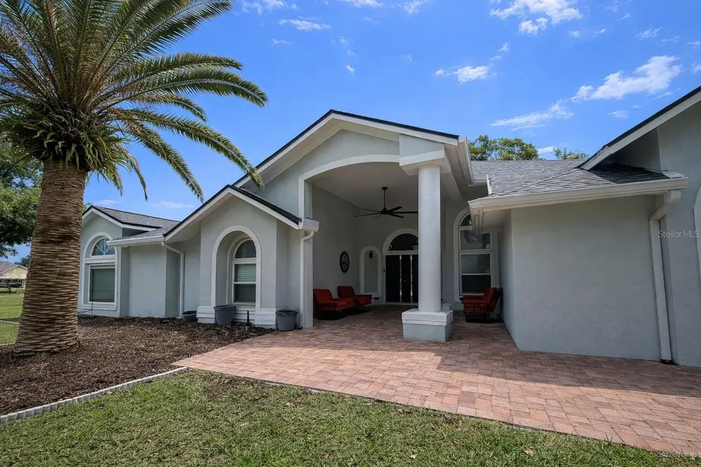 7705 Apple Tree Circle Orlando FL 32819
