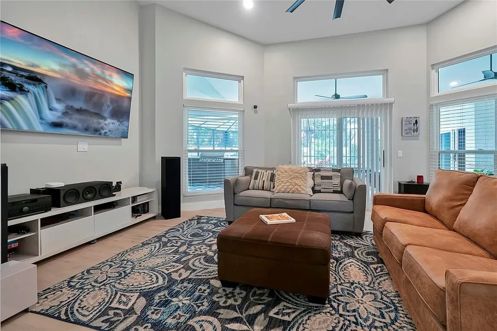 7705 Apple Tree Circle Orlando FL 32819