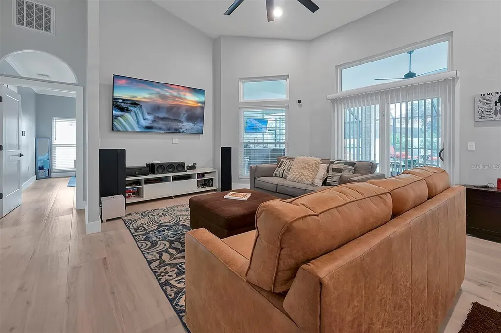 7705 Apple Tree Circle Orlando FL 32819