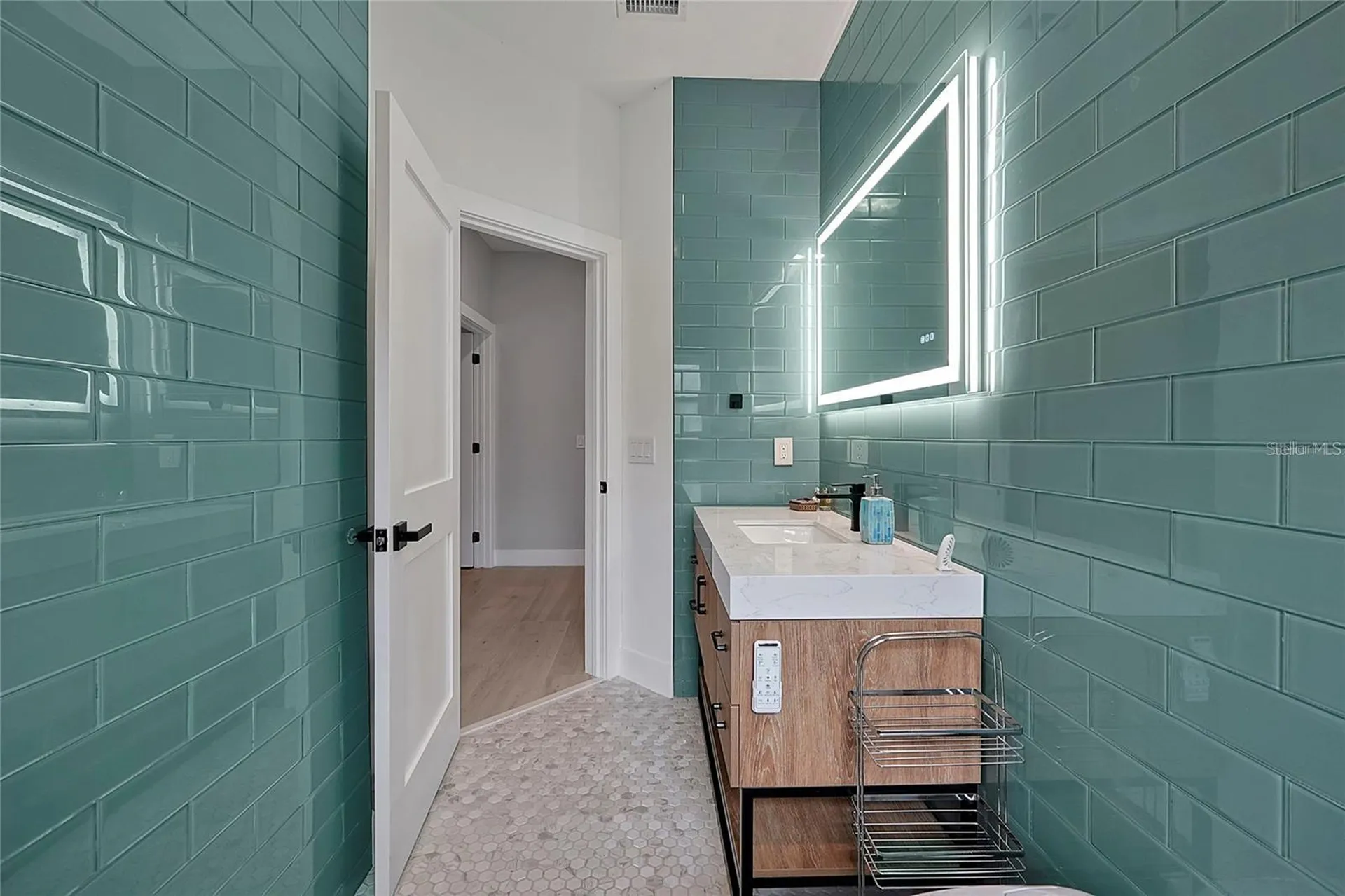 7705 Apple Tree Circle Orlando FL 32819