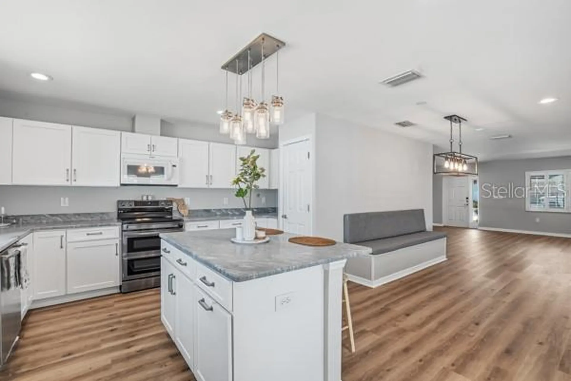 3909 W Carmen Street Tampa FL 33609