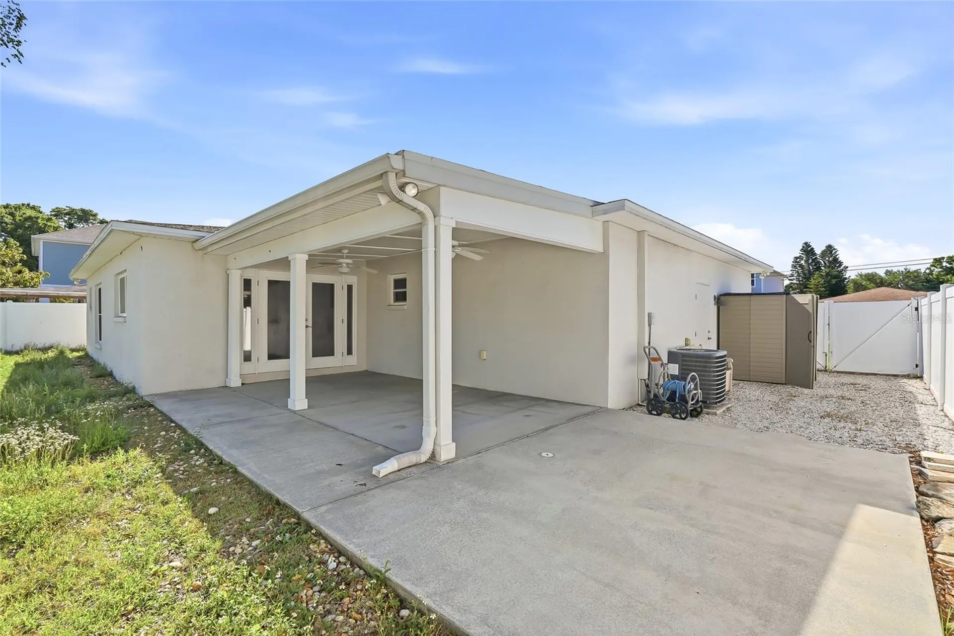 3909 W Carmen Street Tampa FL 33609