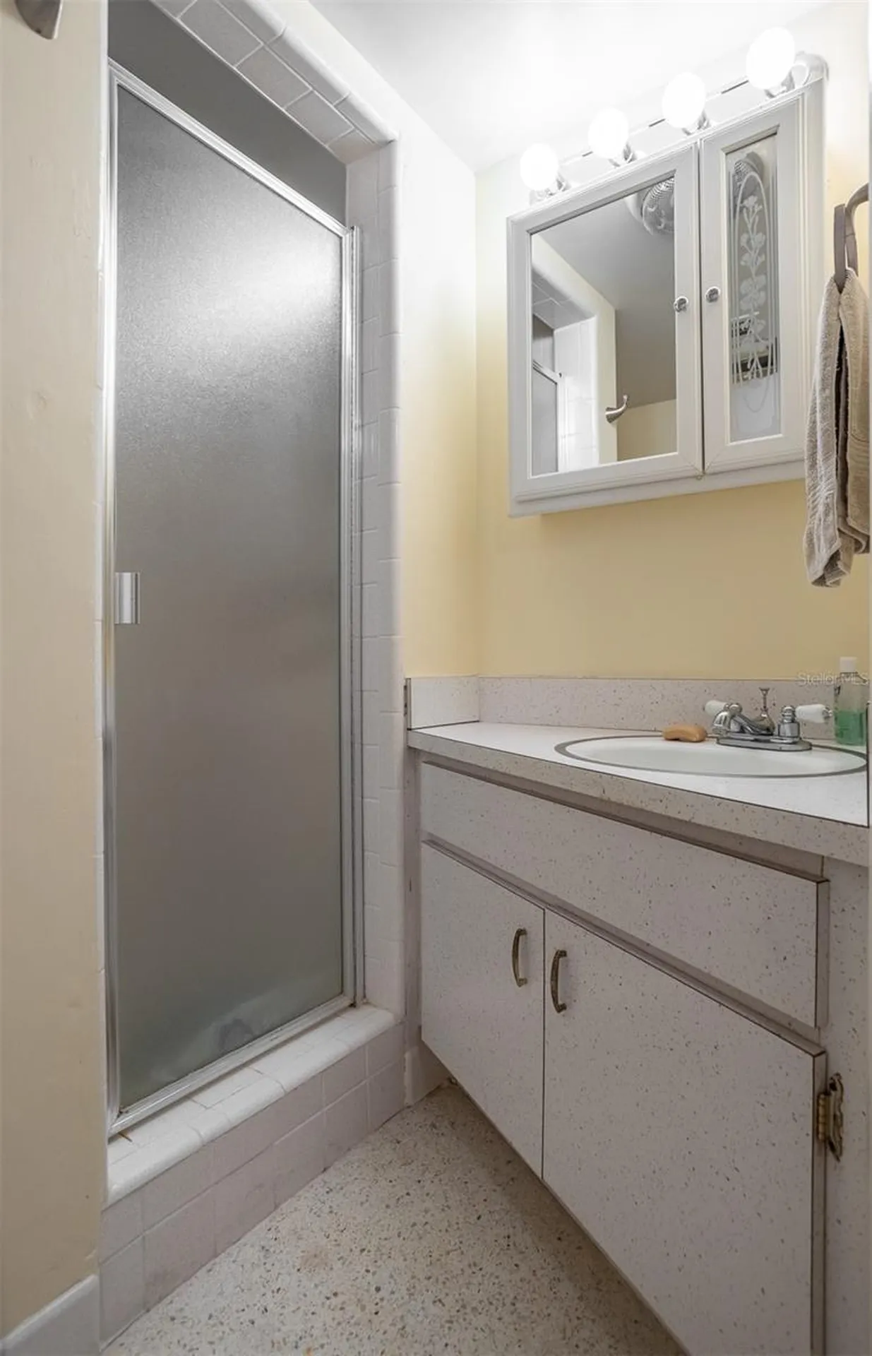 250 Rosery Road NW Largo FL 33770