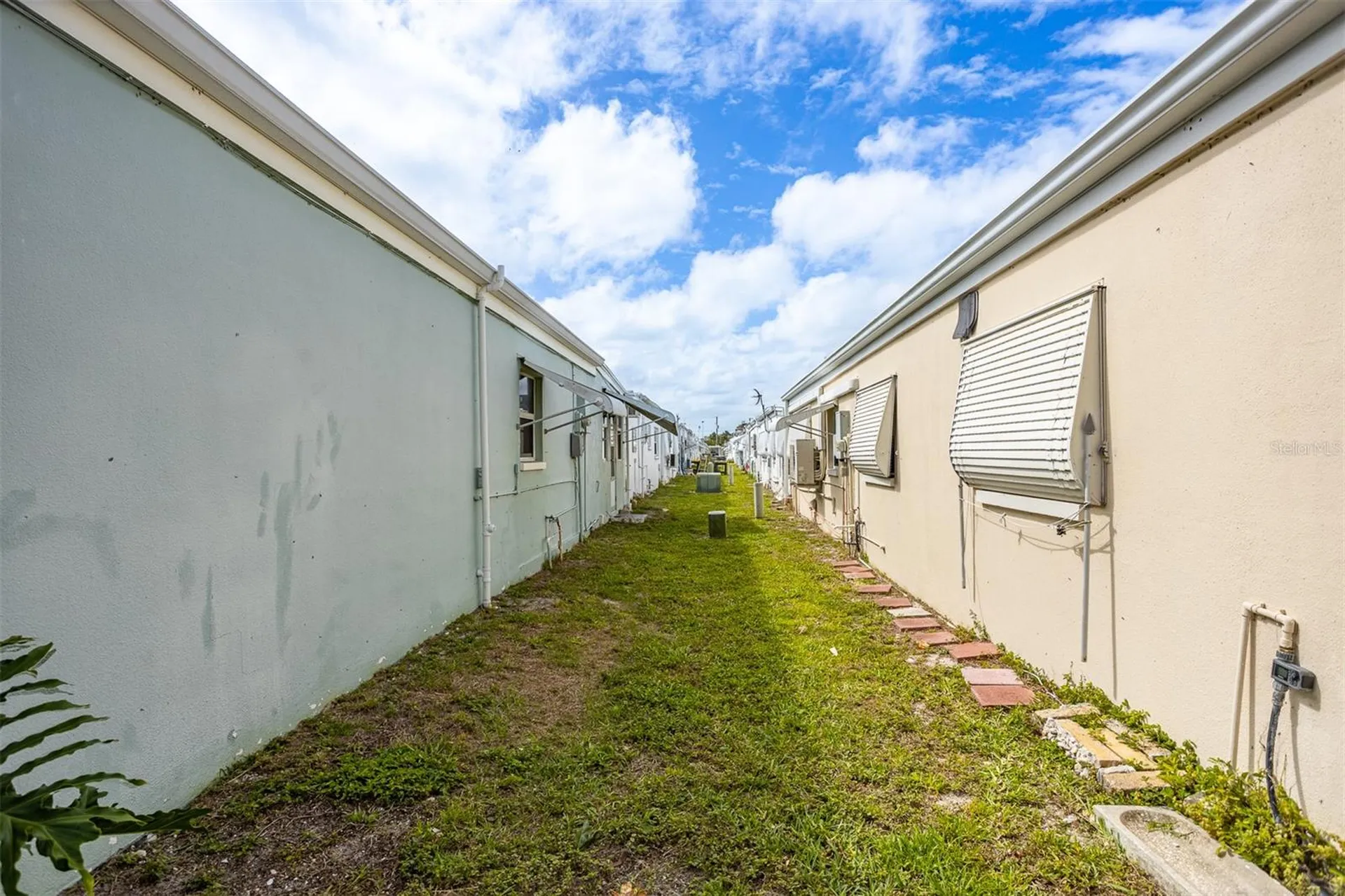 250 Rosery Road NW Largo FL 33770
