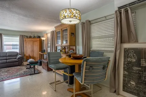 250 Rosery Road NW Largo FL 33770