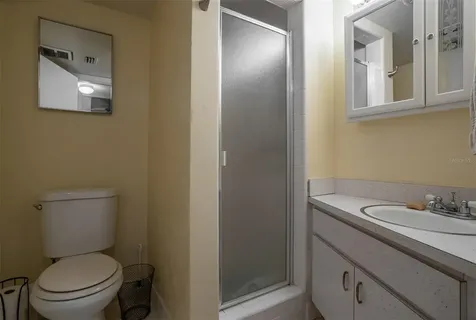 250 Rosery Road NW Largo FL 33770