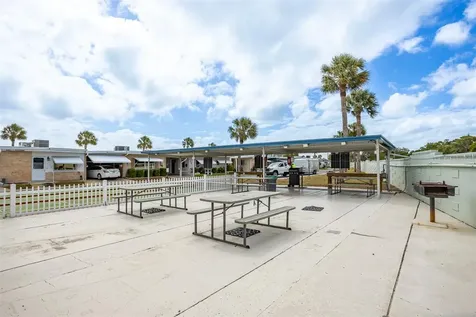 250 Rosery Road NW Largo FL 33770