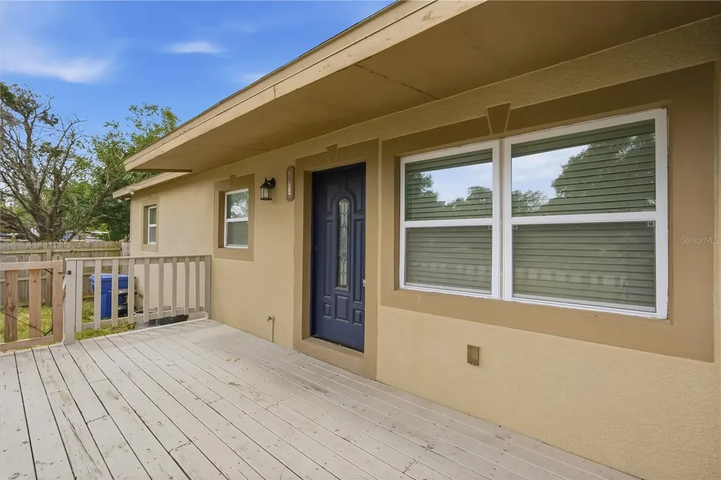 38714 Island Avenue Dade City FL 33525