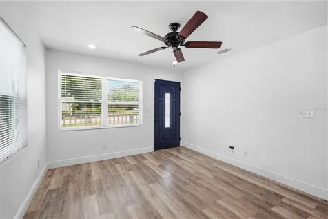 38714 Island Avenue Dade City FL 33525