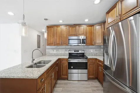 38714 Island Avenue Dade City FL 33525