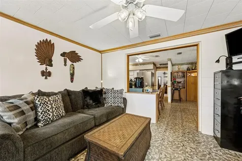 110 Shaffer Avenue Crescent City FL 32112