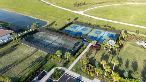 6032 Grandview Hill Court Bradenton FL 34203