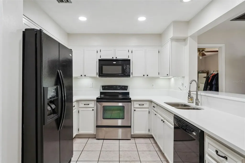251 Avenue E Chuluota FL 32766