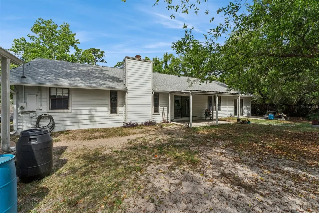 251 Avenue E Chuluota FL 32766