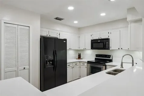 251 Avenue E Chuluota FL 32766