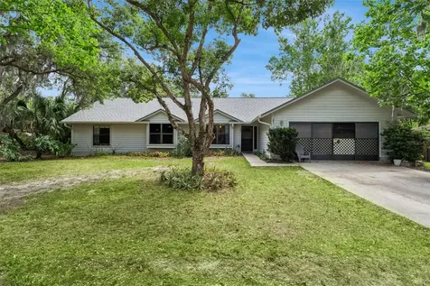 251 Avenue E Chuluota FL 32766