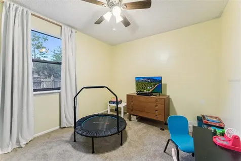 251 Avenue E Chuluota FL 32766