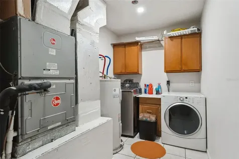 251 Avenue E Chuluota FL 32766