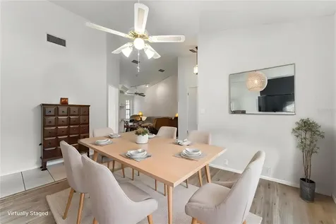 251 Avenue E Chuluota FL 32766