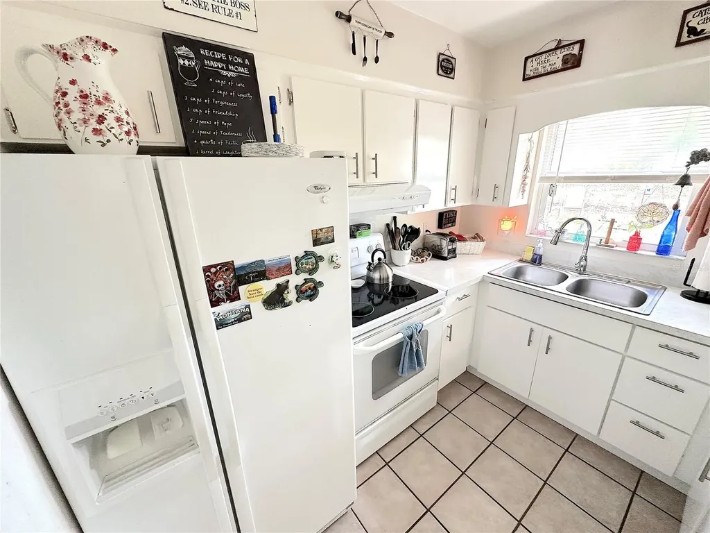 4146 NW 30th Terrace Gainesville FL 32605