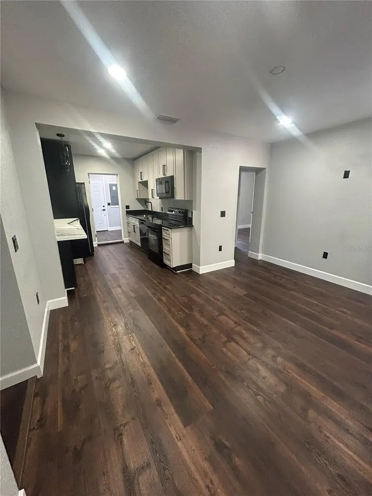 1111 SE 6th Avenue Gainesville FL 32601