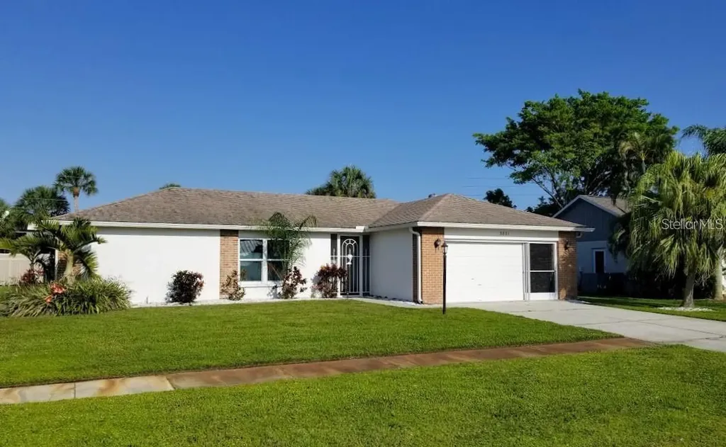 3801 Kingston Boulevard Sarasota FL 34238
