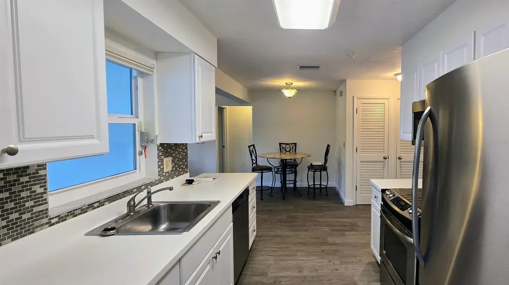 3801 Kingston Boulevard Sarasota FL 34238