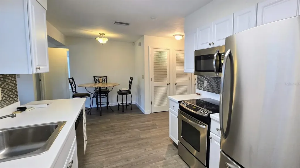 3801 Kingston Boulevard Sarasota FL 34238