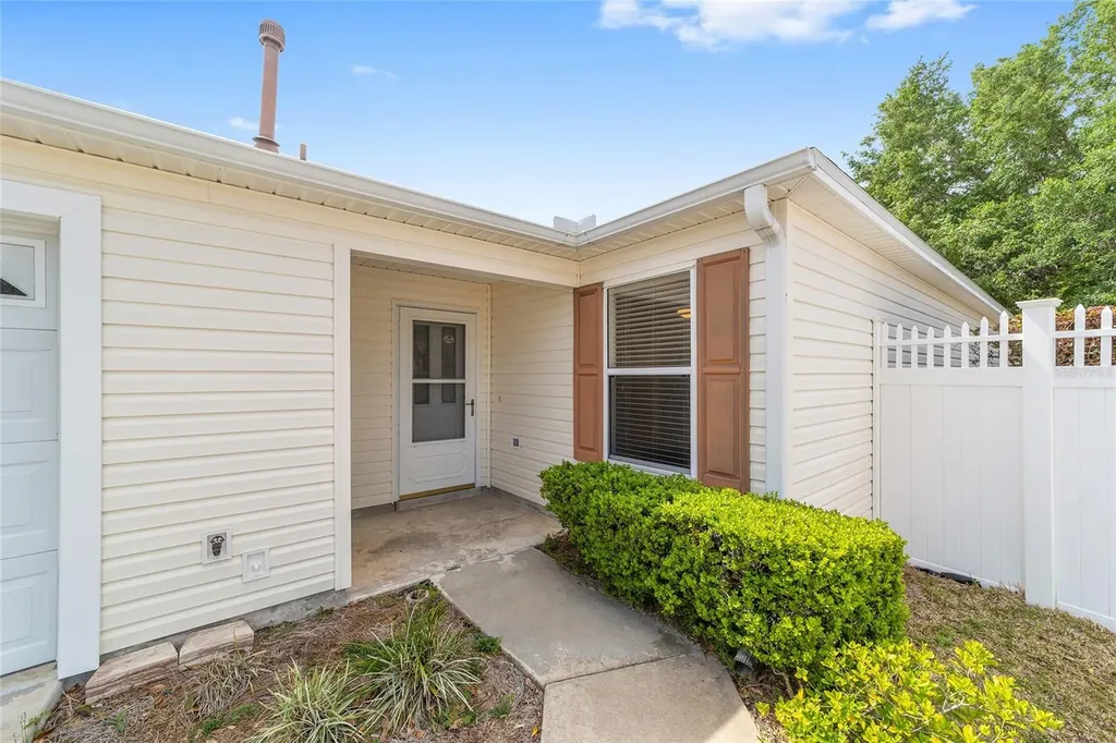 8860 SE 168th Sedgwick Place The Villages FL 32162