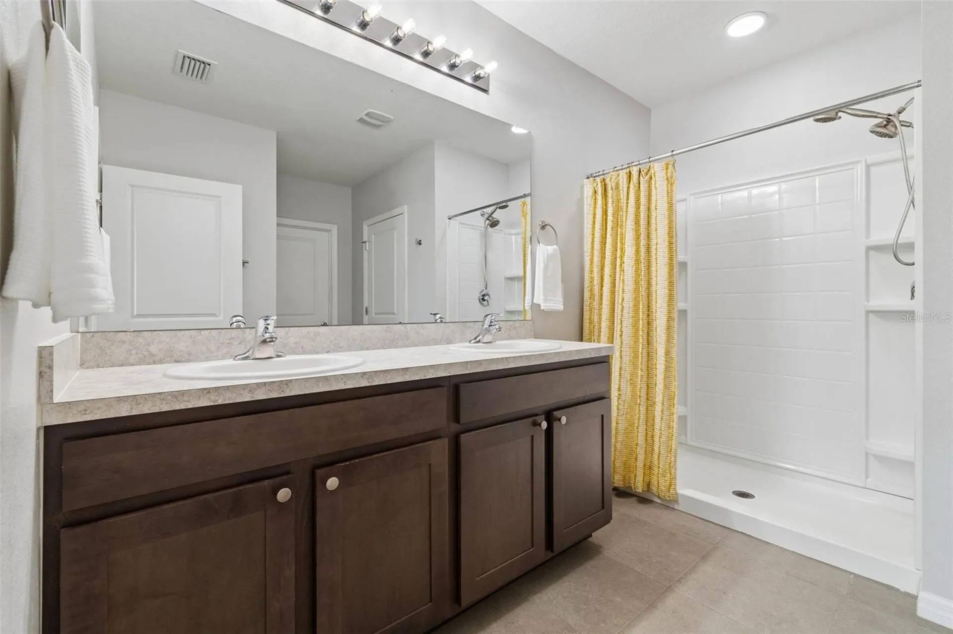 10004 Warm Stone Street Thonotosassa FL 33592