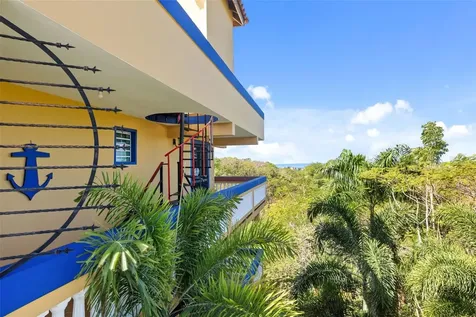 Km 15 H 7 Pr 115 Villa La Jolla Rincon PR 00677