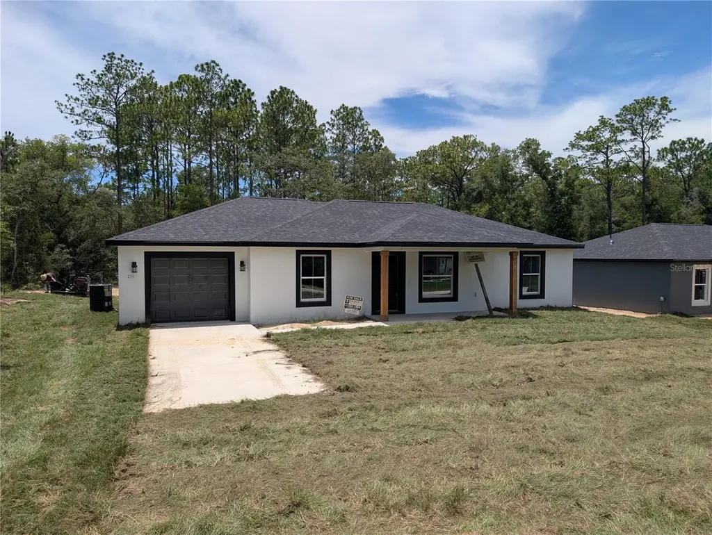 4258 SW 157th Court SW Ocala FL 34481