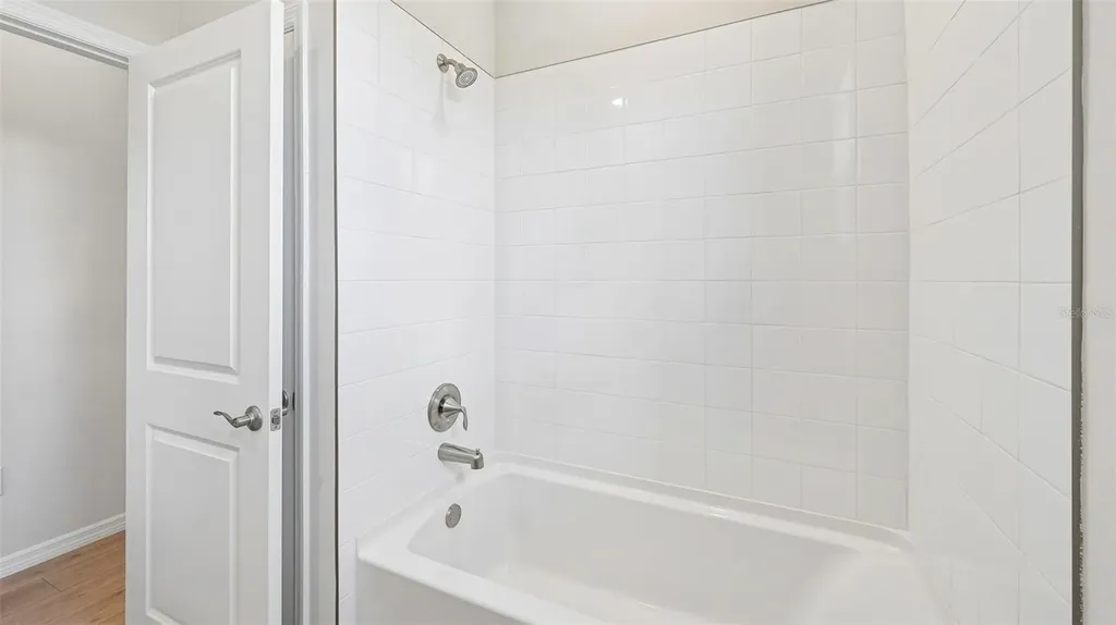 15732 8th Place E Bradenton FL 34212