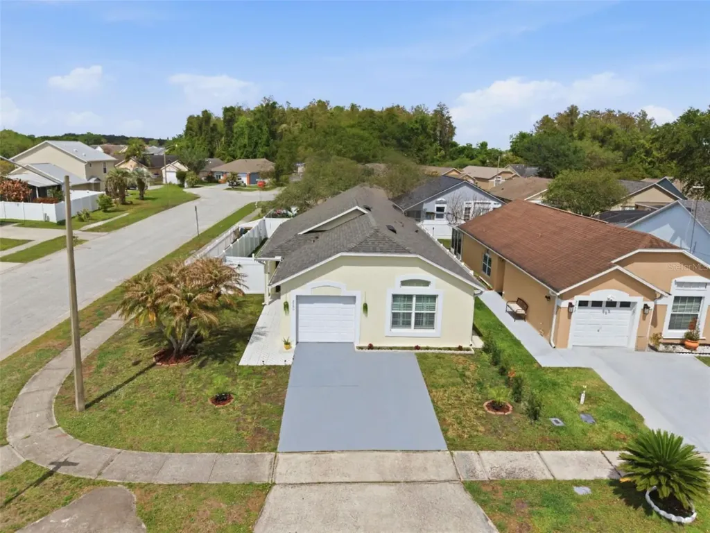 2400 Weymouth Court Kissimmee FL 34743