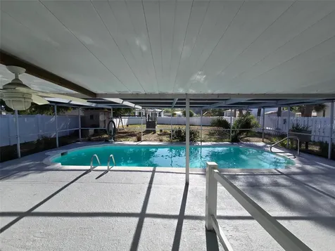 5312 S Quincy Street Tampa FL 33611