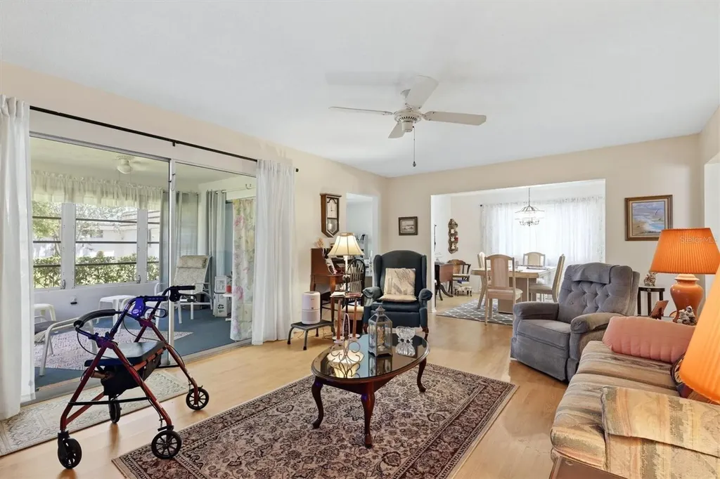 1505 Lakeside Way Sarasota FL 34232