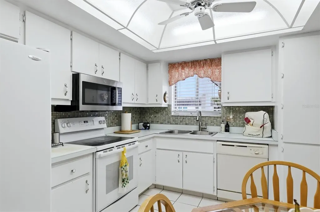 1505 Lakeside Way Sarasota FL 34232