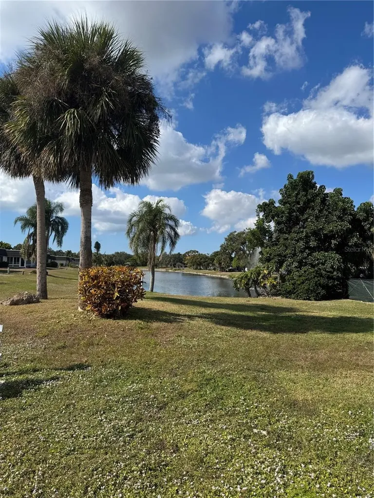 1505 Lakeside Way Sarasota FL 34232