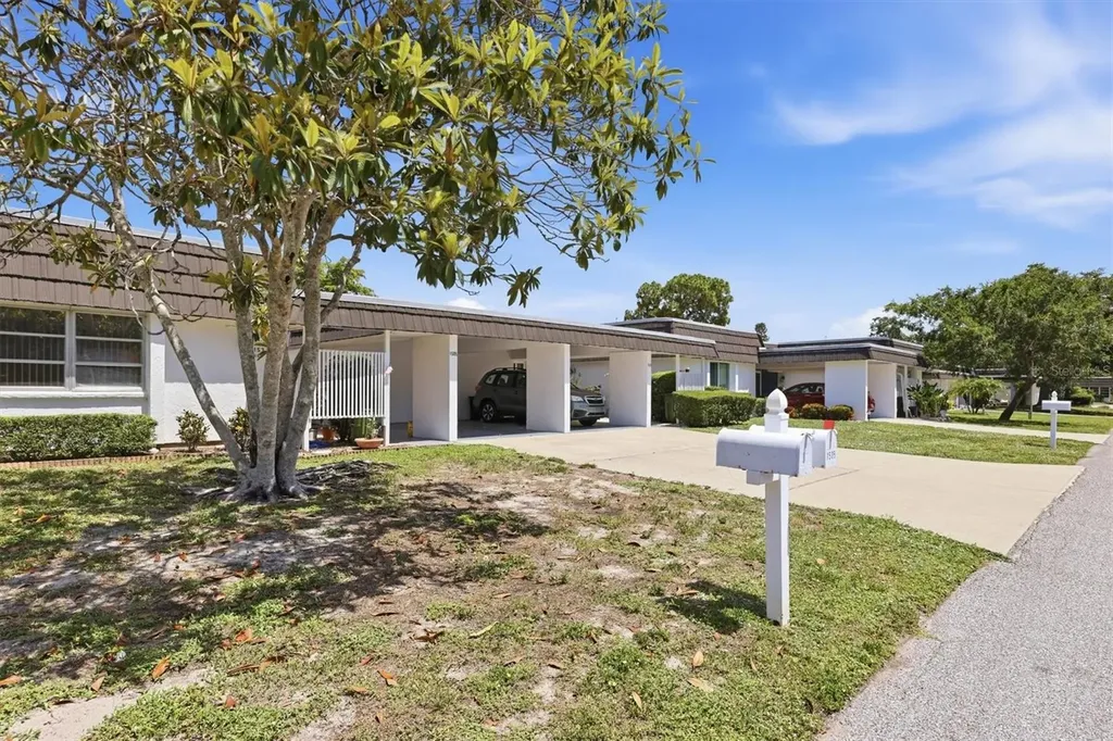 1505 Lakeside Way Sarasota FL 34232