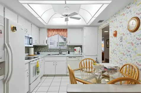 1505 Lakeside Way Sarasota FL 34232
