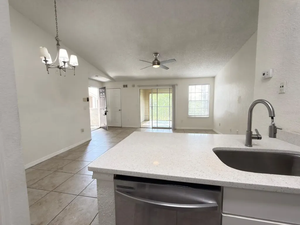 5028 Park Central Drive Orlando FL 32839