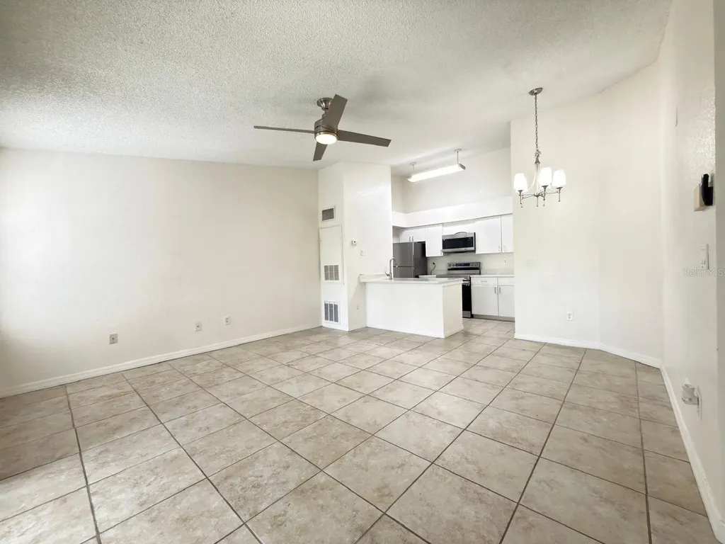 5028 Park Central Drive Orlando FL 32839