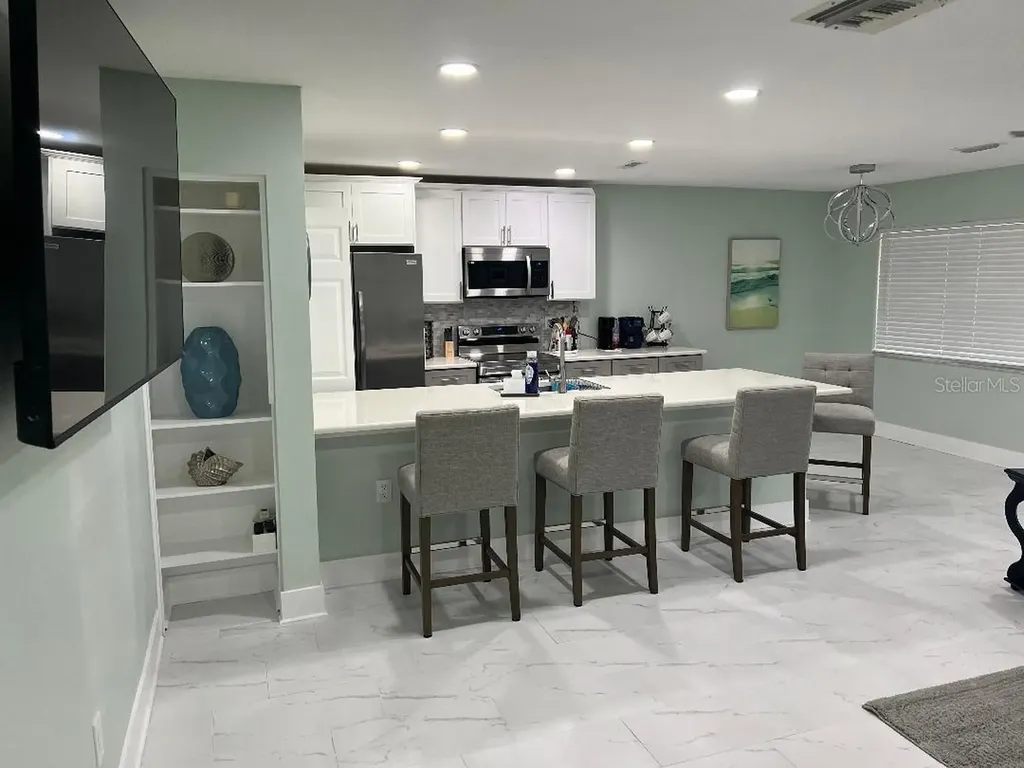 1220 13th Circle SE Largo FL 33771