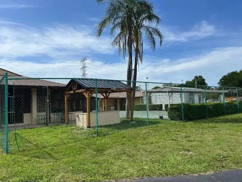 1220 13th Circle SE Largo FL 33771