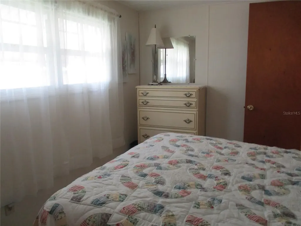 5009 8th B Street E Bradenton FL 34203