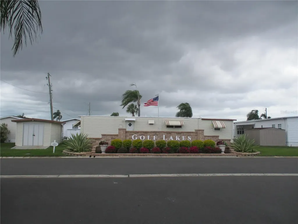 5009 8th B Street E Bradenton FL 34203