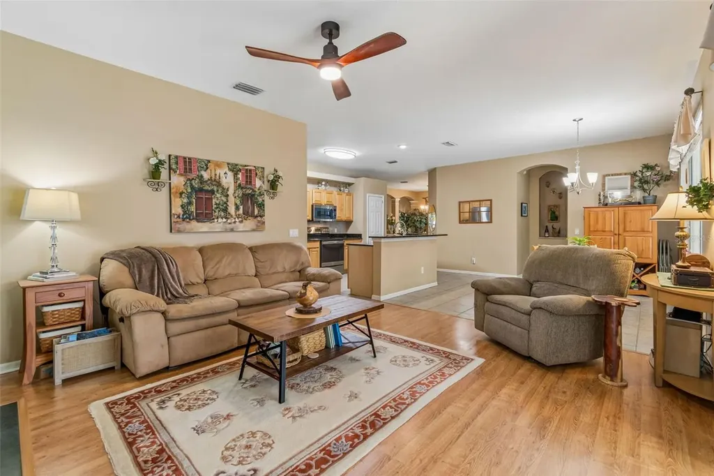 2901 Red Coat Circle Brandon FL 33511