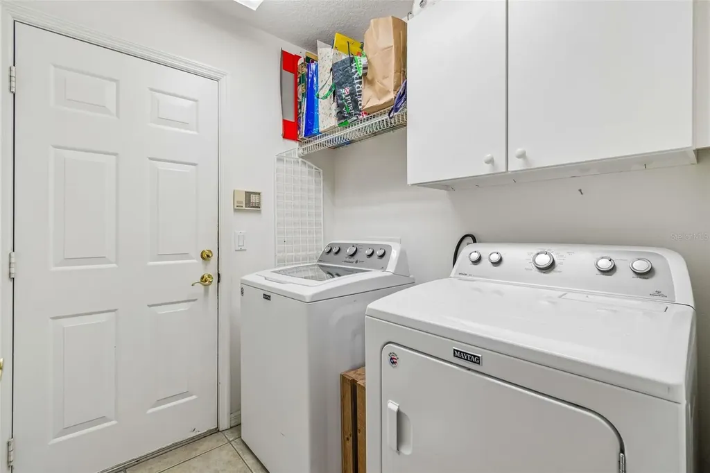 2901 Red Coat Circle Brandon FL 33511