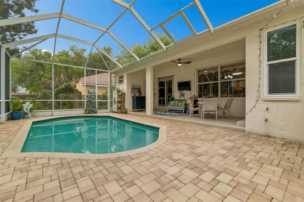 2901 Red Coat Circle Brandon FL 33511